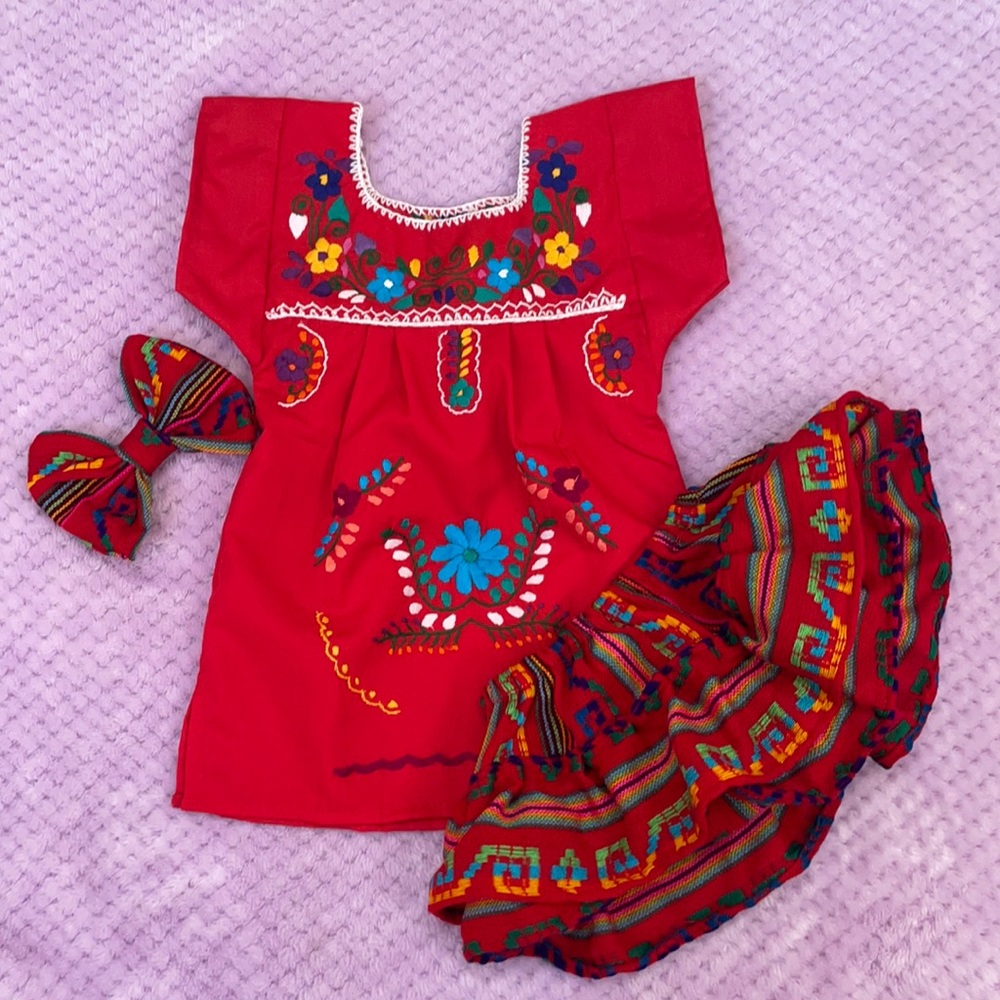 Size 0-1-2 years old baby and toddler outfits
